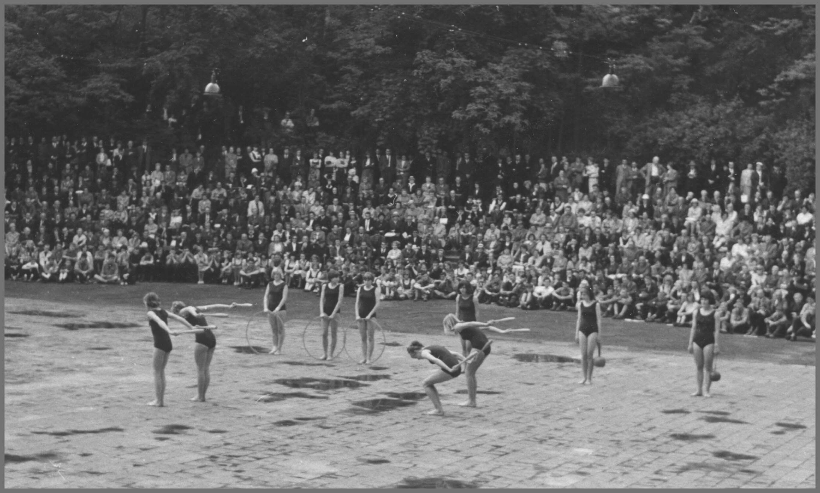 Vorfhrung in der Waldbhne (1)
