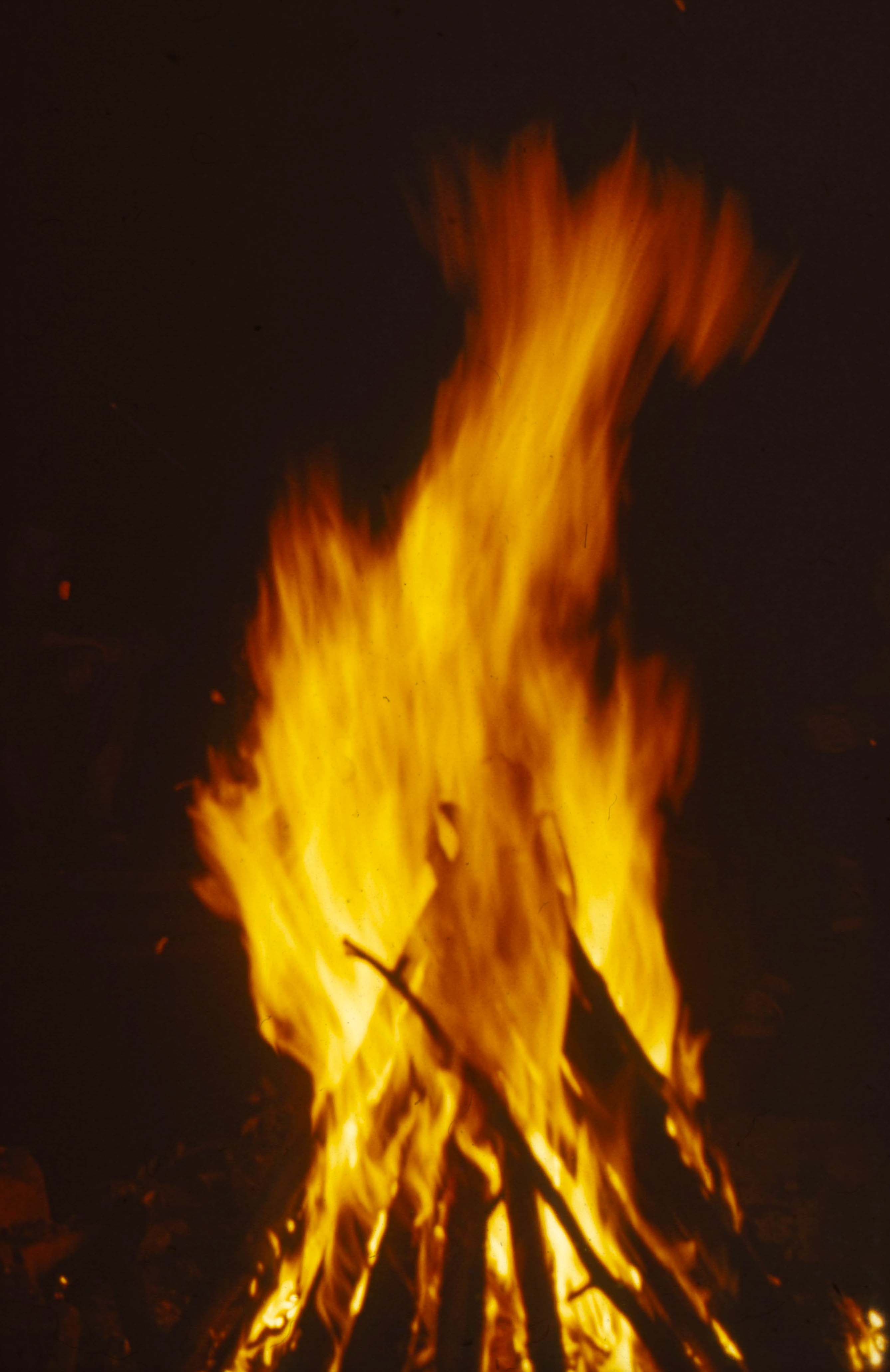 Flamme empor